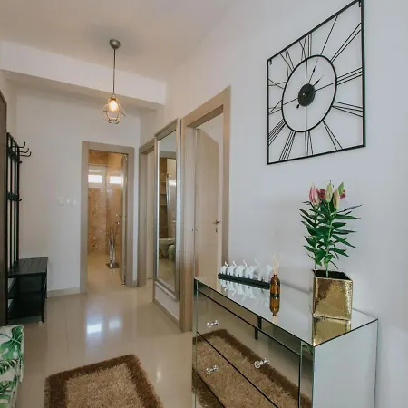 Apartment Luxury Di