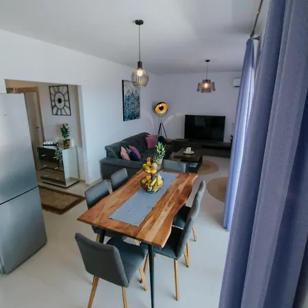 Apartment Luxury Di